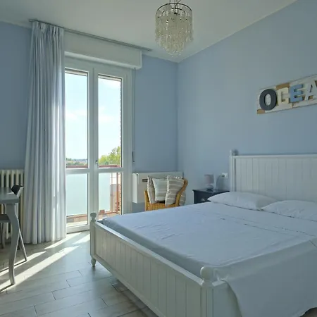 Guest house Scaletta - Stanze Con Bagno Privato E Wifi A Pochi Passi Dal Duomo Mirandola