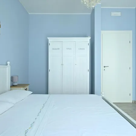 Scaletta - Stanze Con Bagno Privato E Wifi A Pochi Passi Dal Duomo 3*