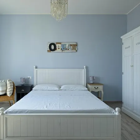 Scaletta - Stanze Con Bagno Privato E Wifi A Pochi Passi Dal Duomo 3* Mirandola