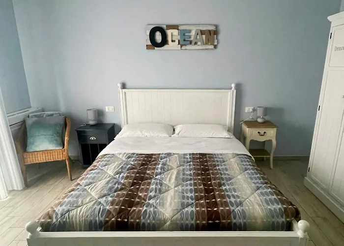 Scaletta - Stanze Con Bagno Privato E Wifi A Pochi Passi Dal Duomo Mirandola